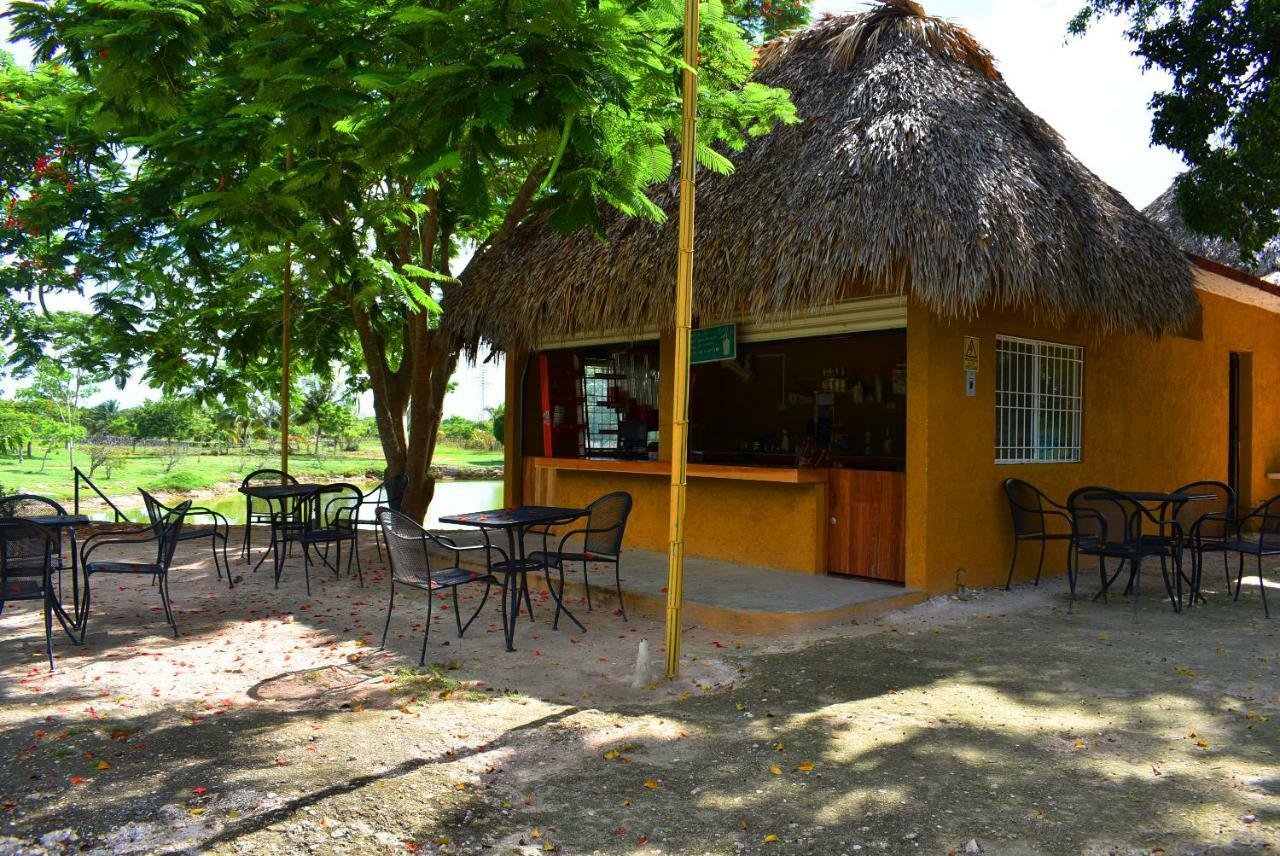 Villas Vallazoo Valladolid  Buitenkant foto